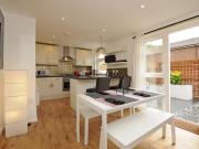 1 bedroom flat for rent in Heath Road, Clapham, London, SW8