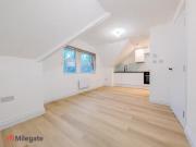 1 bedroom flat for rent in High Street, Beckenham, BR3