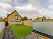 1 Bedroom Flat for Rent in High Street | Foxtons