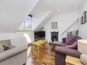 1 bedroom flat for rent in Hillfield Road, West...