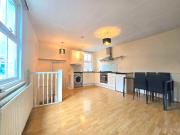 1 bedroom flat for rent in Kingston Road, London, SW19