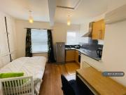 1 bedroom flat for rent in Manchester Road,...