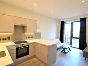 1 bedroom flat for rent in Nixey Close, Slough,...