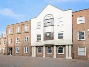 1 bedroom flat for rent in North Street, Town Centre,...