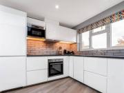 1 bedroom flat for rent in Old Windsor SL4