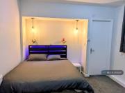 1 bedroom flat for rent in Pomeroy St, Cardiff, CF10