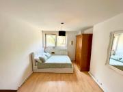 1 bedroom flat for rent in Roland Way, London, SE17