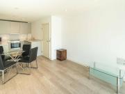 1 bedroom flat for rent in Saffron Central Square,...