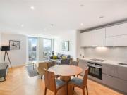 1 bedroom flat for rent in Southwark Bridge Road,...