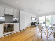 1 bedroom flat for rent in Streatham High Road, London, SW16