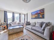 1 Bedroom Flat for Rent in The Water Gardens, W2 | Foxtons