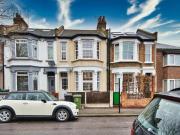 1 Bedroom Flat For Rent In Walthamstow, London