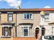1 Bedroom Flat For Rent In Walthamstow, London