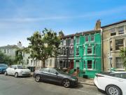1 bedroom flat for rent in Warleigh Road, Brighton, BN1