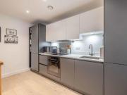 1 bedroom flat for sale in 15 Bath Road, Slough, SL1