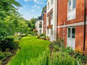 1 Bedroom Flat For Sale In Beckside Gardens,...