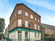 1 Bedroom Flat For Sale In Bow, London 1 Bedroom Flat For Sale In Bow, London