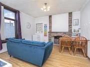 1 Bedroom Flat For Sale In Dunfermline Road, Crossgates, KY4