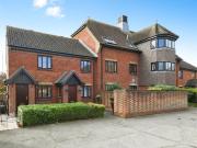 1 bedroom flat for sale in Fawkner Close, Chelmsford,...