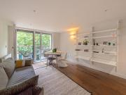 1 bedroom flat for sale in Grange Road, London, SE1