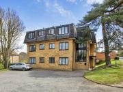 1 Bedroom Flat For Sale In Hillingdon Avenue
