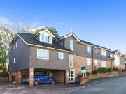 1 Bedroom Flat For Sale In Kings Langley, Herts