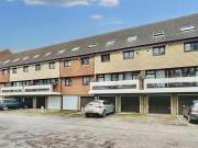 1 Bedroom Flat For Sale In Kingsway Gardens, Andover