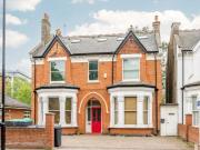 1 Bedroom Flat For Sale In London