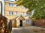 1 Bedroom Flat For Sale In Manor Road