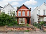 1 bedroom flat for sale in Palace Road, London, N8
