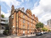 1 bedroom flat for sale in Parker Mews, London, WC2B