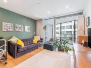 1 bedroom flat for sale in Southwark Bridge Road,...