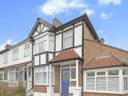 1 Bedroom Flat For Sale In Walthamstow, London