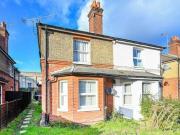 1 Bedroom Flat For Sale In Woking