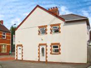 1 Bedroom Flat House to Rent