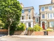 1 Bedroom Flat House to Rent