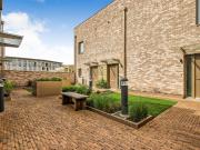 1 Bedroom Flat House to Rent