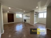 1 Bedroom Flat in prime position! *Water + Internet...