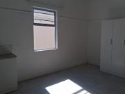 1 Bedroom Flat in Quigney