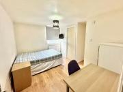 1 bedroom flat share for rent in Carver Street,...