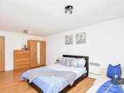 1 Bedroom Flat Share For Rent In London