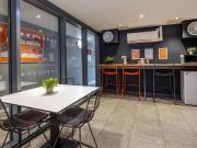 1 bedroom flat share to rent