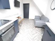 1 bedroom Flat To Let