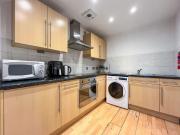1 bedroom Flat To Let