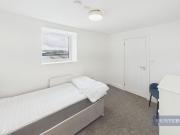 1 bedroom Flat To Let