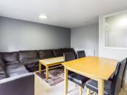 1 bedroom Flat To Let