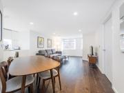 1 bedroom Flat To Let
