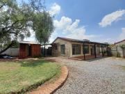 1 Bedroom Flat To Let in Henley On Klip