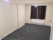 1 bedroom in a house share to rent