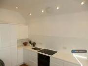 1 Bedroom Flat To Rent In Fleetwood Avenue, Westcliff On...